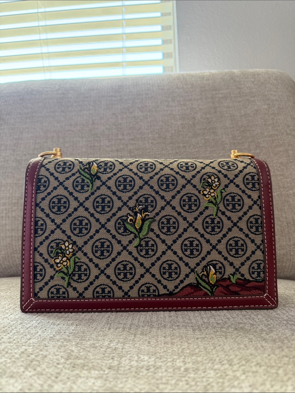 Tory Burch Burgundy Botanical & Leopard Canvas Crossbody Bag Limited Edition - Picture 2 of 7